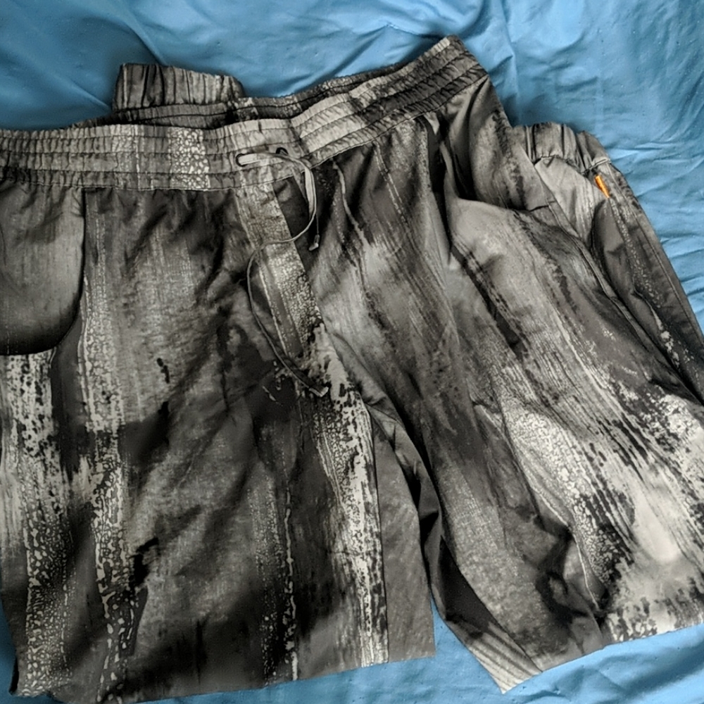 Lucy Joggers (M)